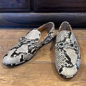 Aerosoles Loafer Style Shoes, Black/White Snake Skin Print w/ Silver Chain